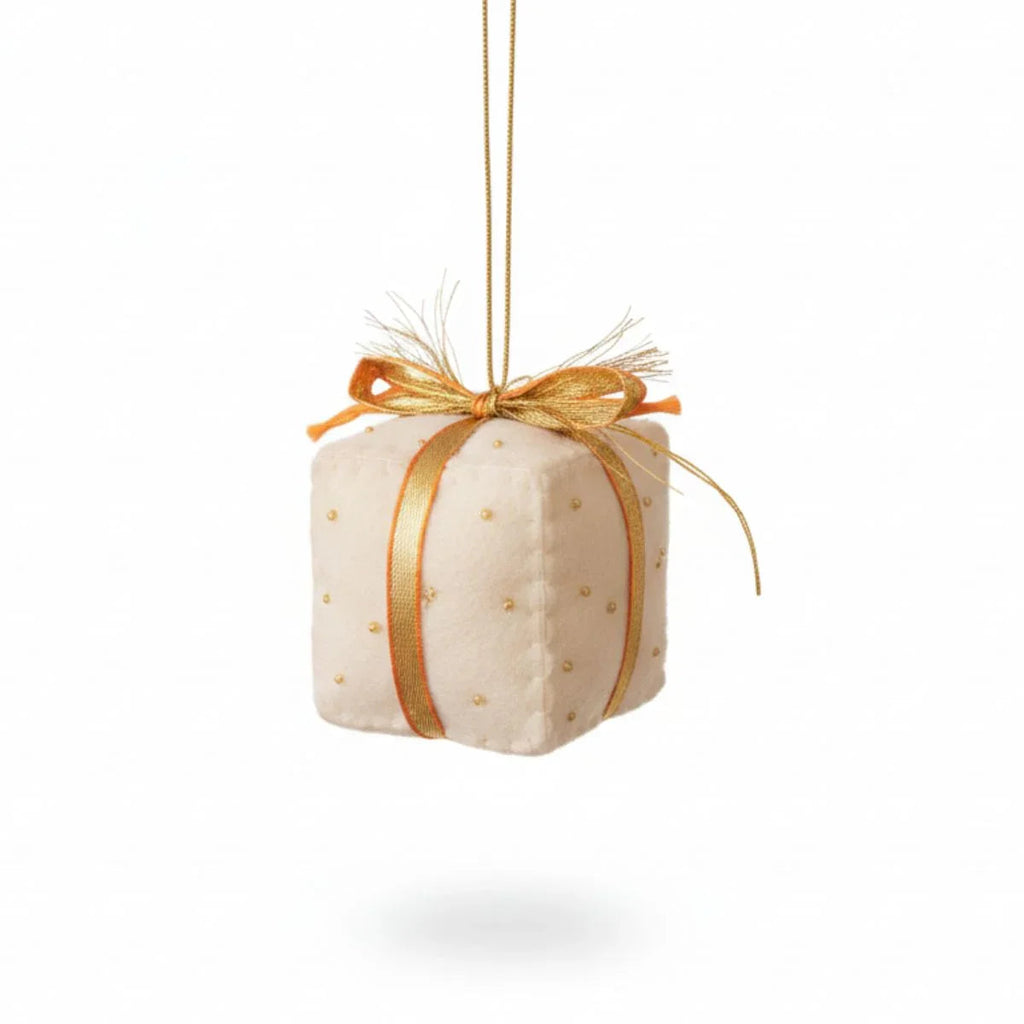 Décoration de Noël en forme de cadeau