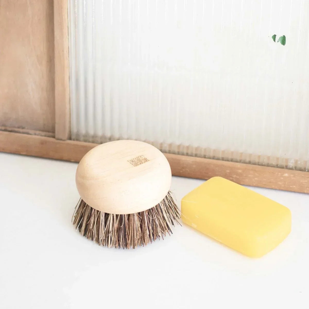 Brosse de nettoyage multi-usage équitable et écologique